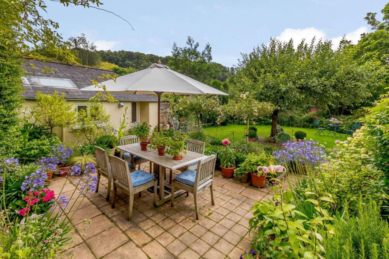 Heron House Bampton  Esterno foto